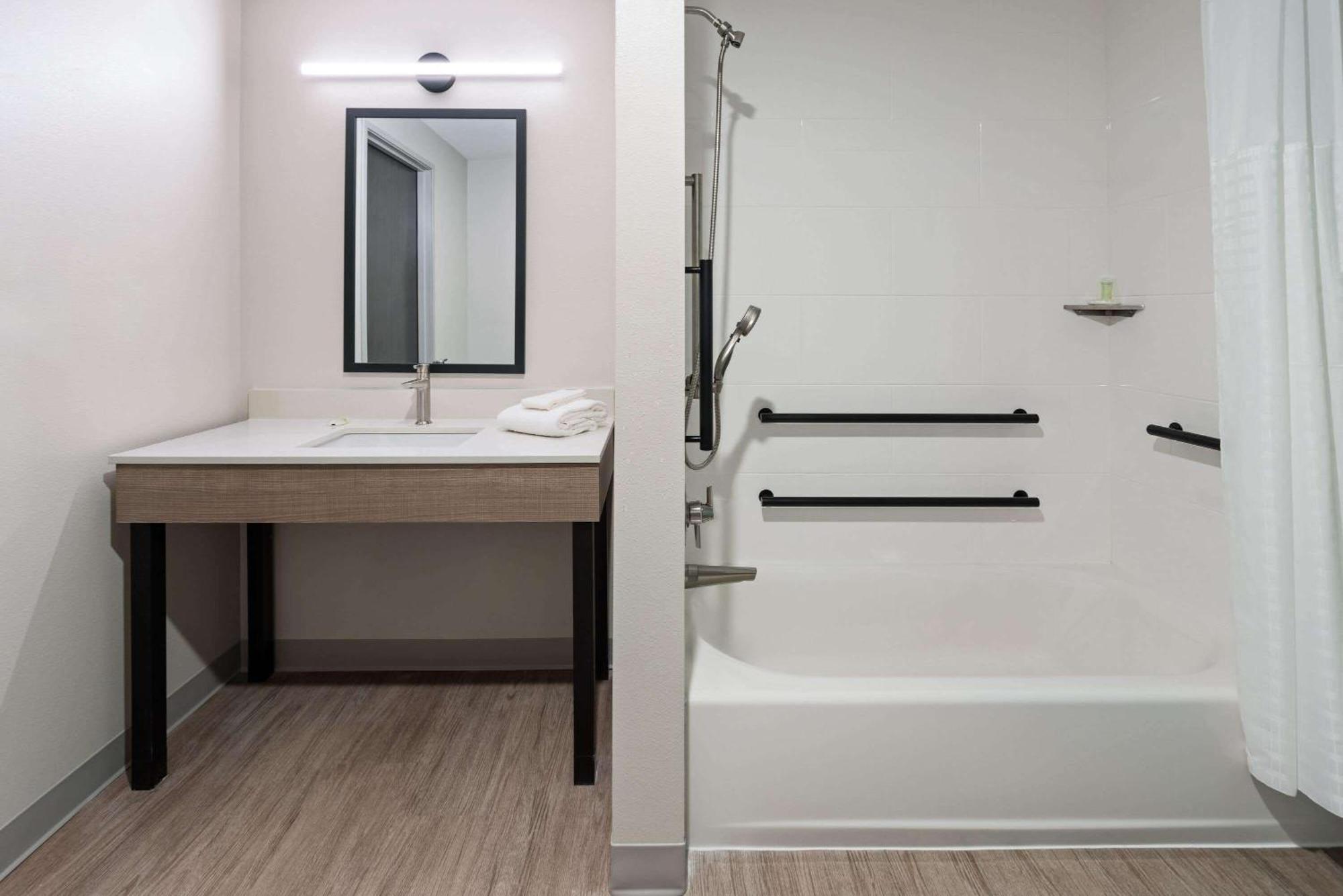 Echo Suites Extended Stay By Wyndham Richmond West Innsbrook Экстерьер фото